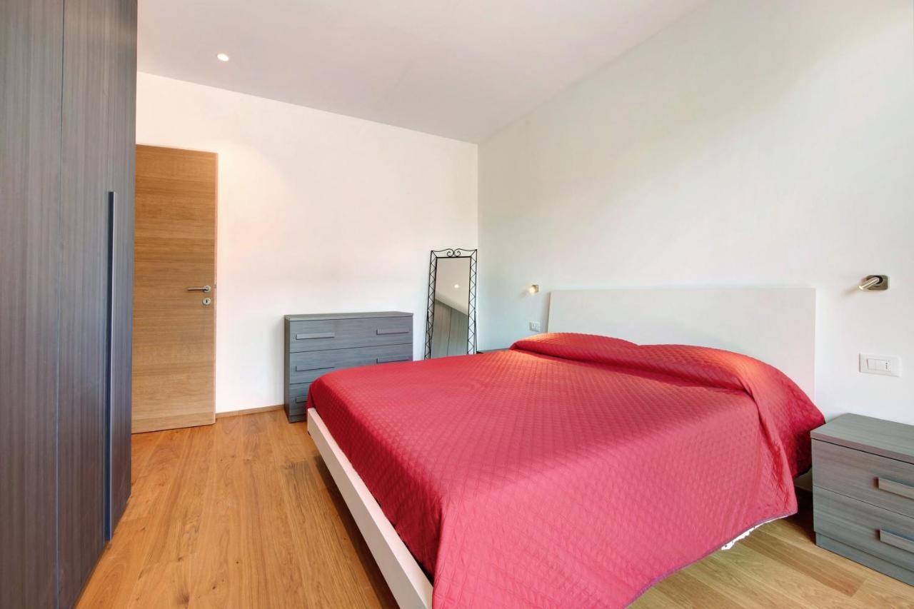 Garden Borgo Secolo Apartment เปสเคียรา เดล การ์ดา ภายนอก รูปภาพ
