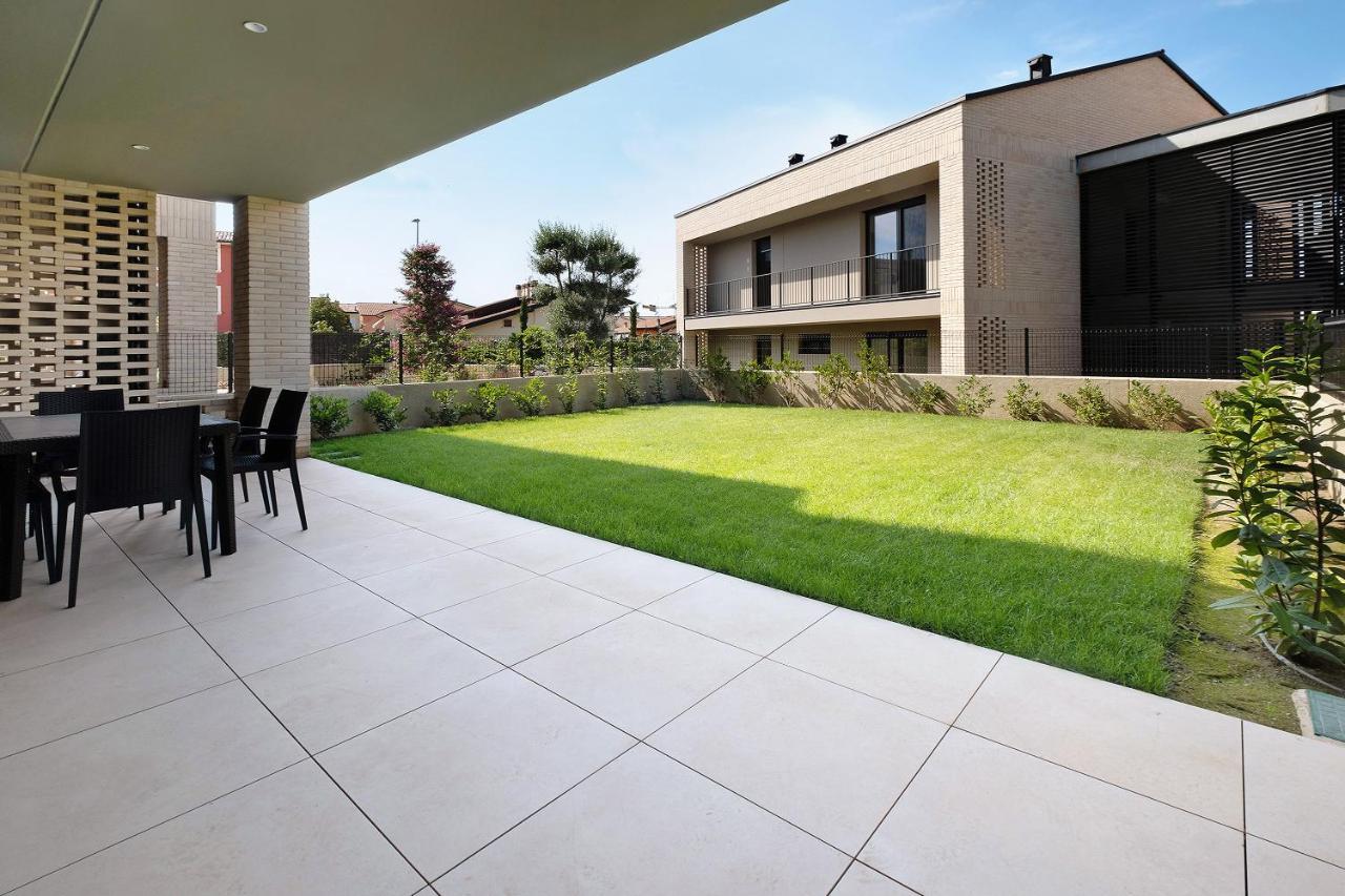 Garden Borgo Secolo Apartment เปสเคียรา เดล การ์ดา ภายนอก รูปภาพ
