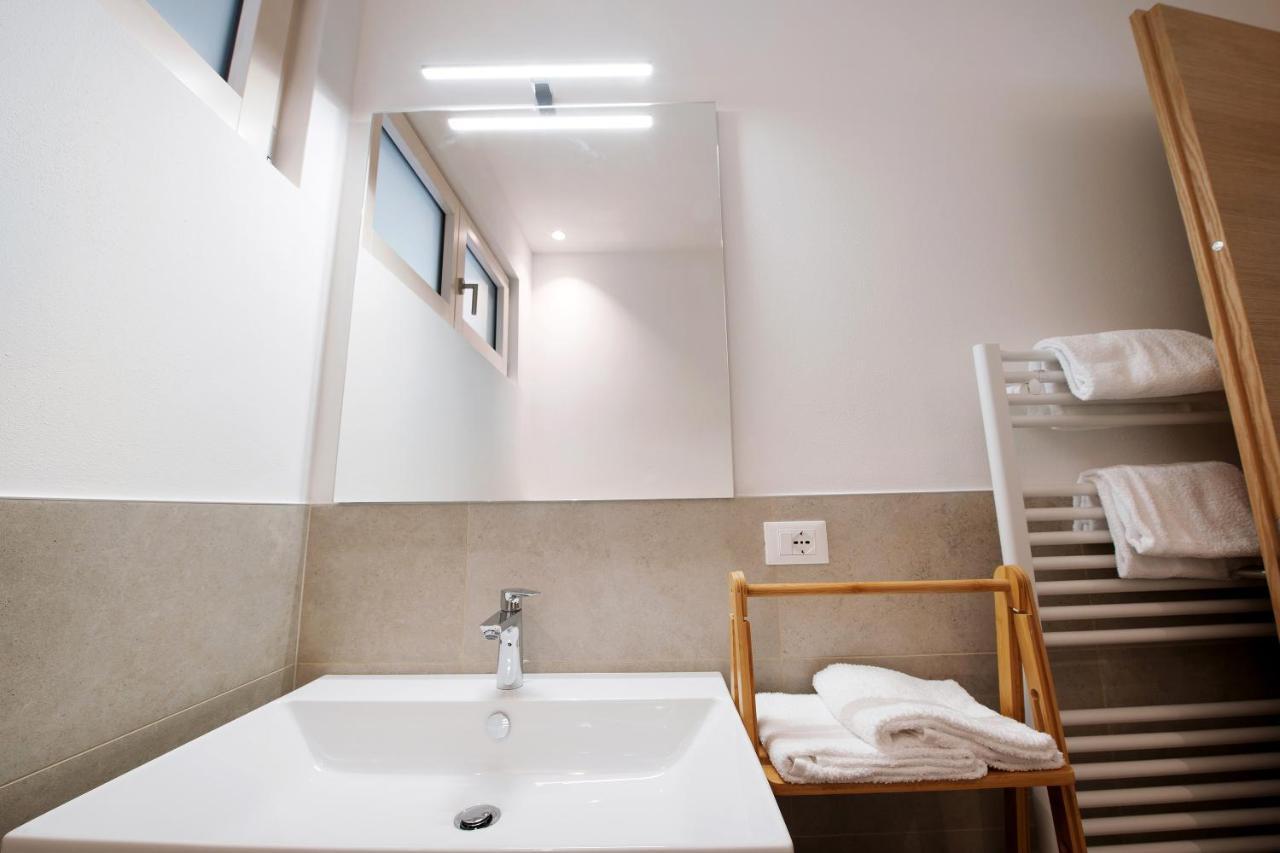 Garden Borgo Secolo Apartment เปสเคียรา เดล การ์ดา ภายนอก รูปภาพ